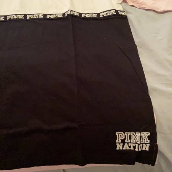 SOLD SOLD SOLD Sweatshirt - Picture 5 of 8